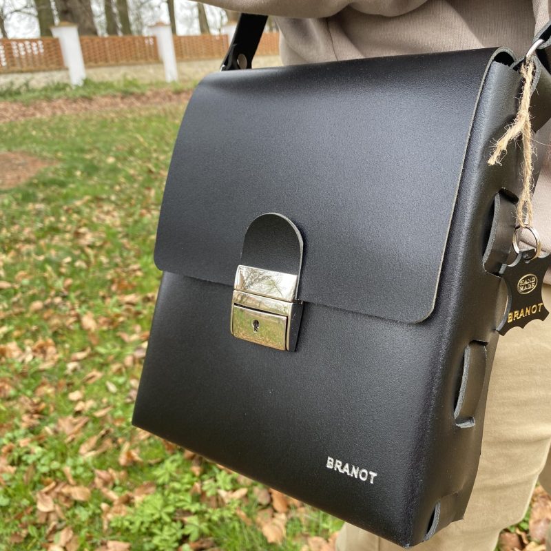 pánský messenger